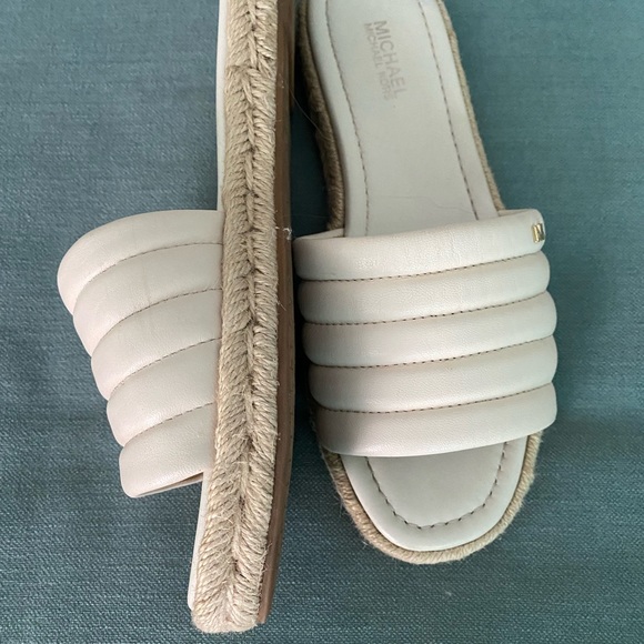 Michael Kors Flat Sandals - Picture 6 of 6